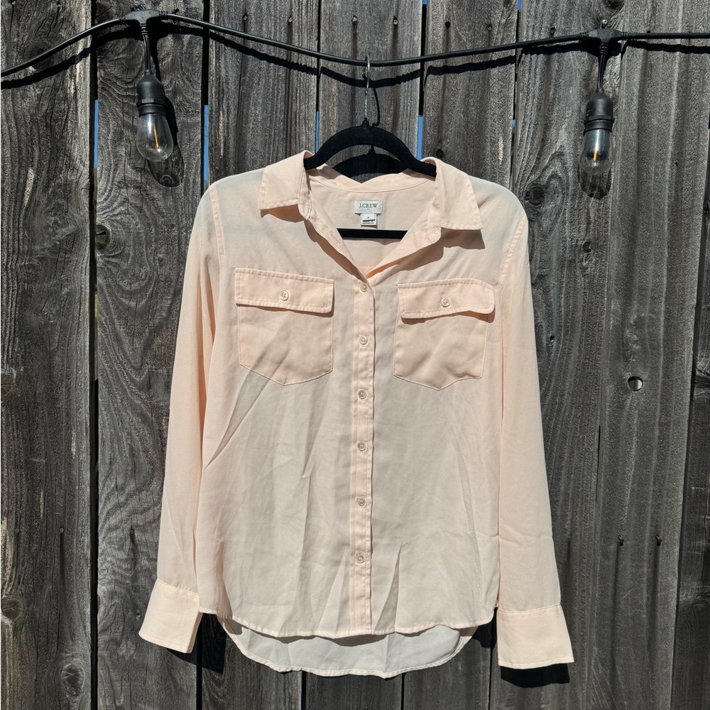 J Crew Semi Sheer Light Pink V Neck Perfect Button Down Shirt Breast Pockets 8/M
